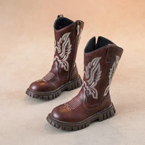 Barns broderade cowboystövlar i midtvadshöjd - Brun