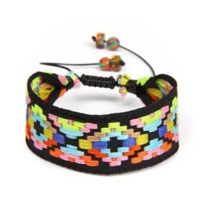 Damvästerländskt handgjort flätat armband med tofs - Typ 7